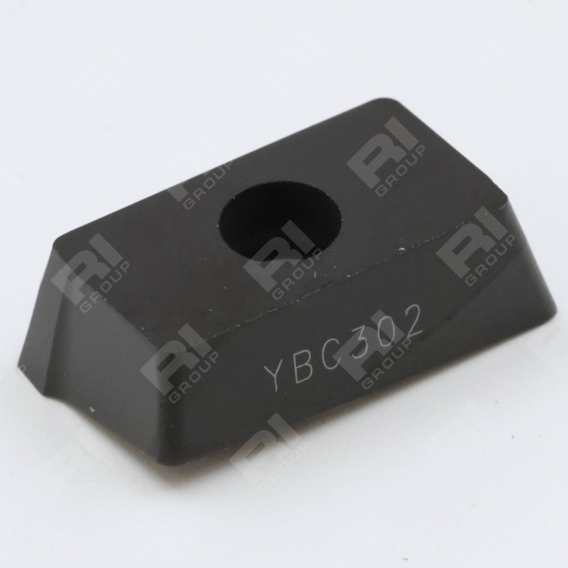 Фрезерная пластина APKT 160408-PM YBG302 оригинал вид снизу